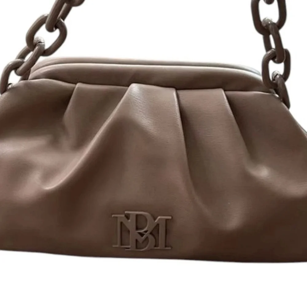 NWT Badgley Mischka Taupe Color Designer Clutch Detachable Strap